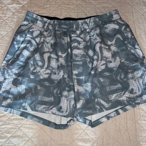 lululemon men athletic shorts